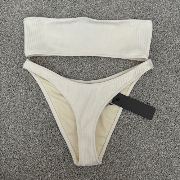 NWT Triangl White Bikini Set - Picture 1 of 4